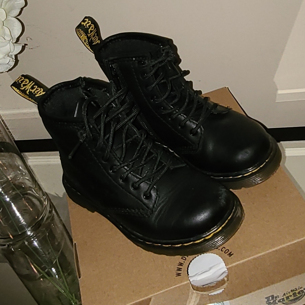 Kids Dr martens size 9
